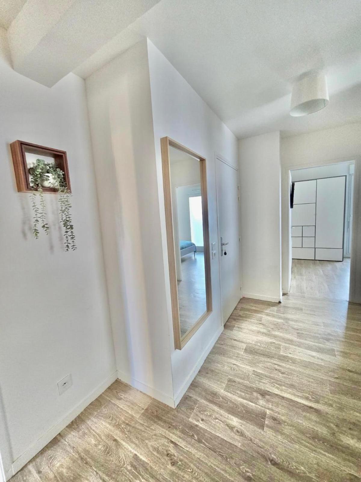 Appartement Rez De Chaussee Avec Parking Prive Orleans Ngoại thất bức ảnh