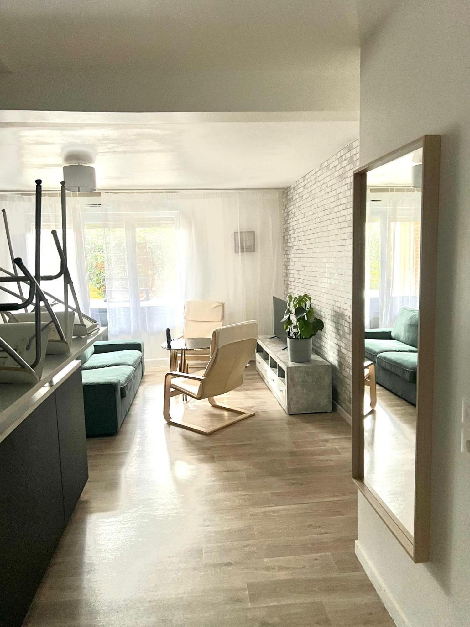 Appartement Rez De Chaussee Avec Parking Prive Orleans Ngoại thất bức ảnh